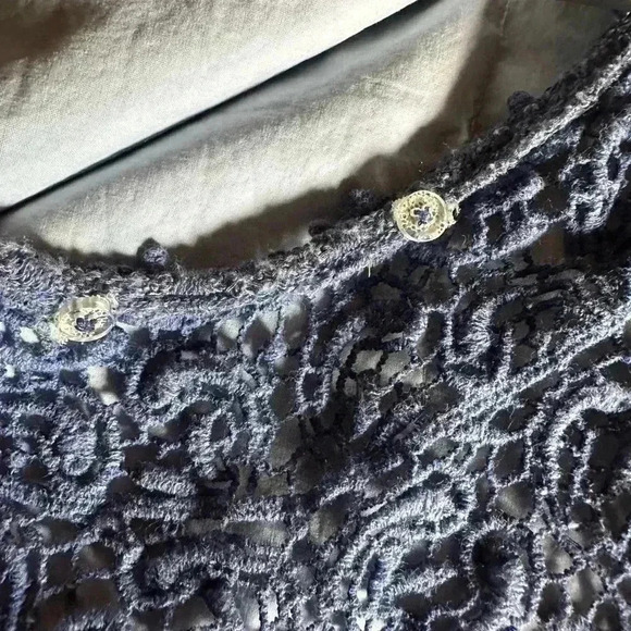 Heather blue swing sweater tank top,‎ size xl. Crochet back with flowers. - Picture 7 of 11